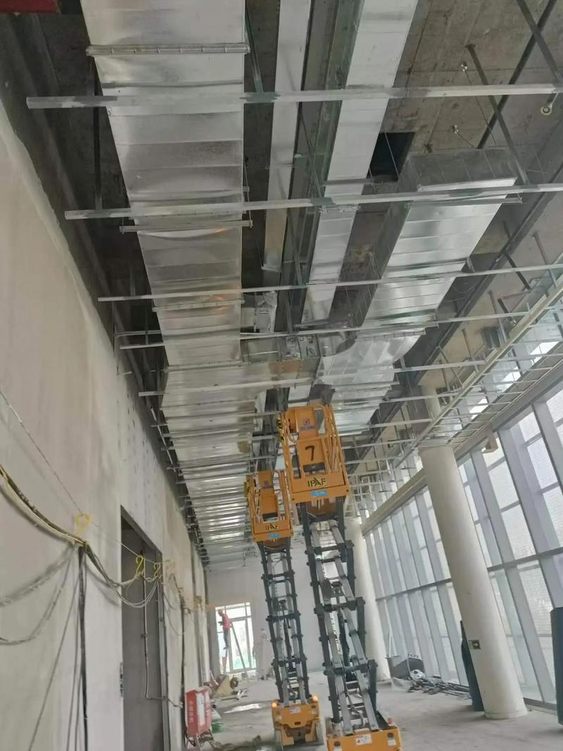 通风管道安装现场实录 工艺、细节与价值呈现